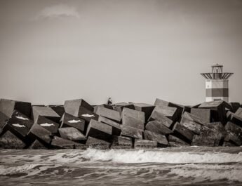 De dochter (5) van Simone viel 7 meter van het havenhoofd en herstelde vrijwel volledig: ‘Haar overlevingskans was nagenoeg nihil’ De dochter (5) van Simone viel 7 meter van het havenhoofd en herstelde vrijwel volledig: ‘Haar overlevingskans was nagenoeg nihil’